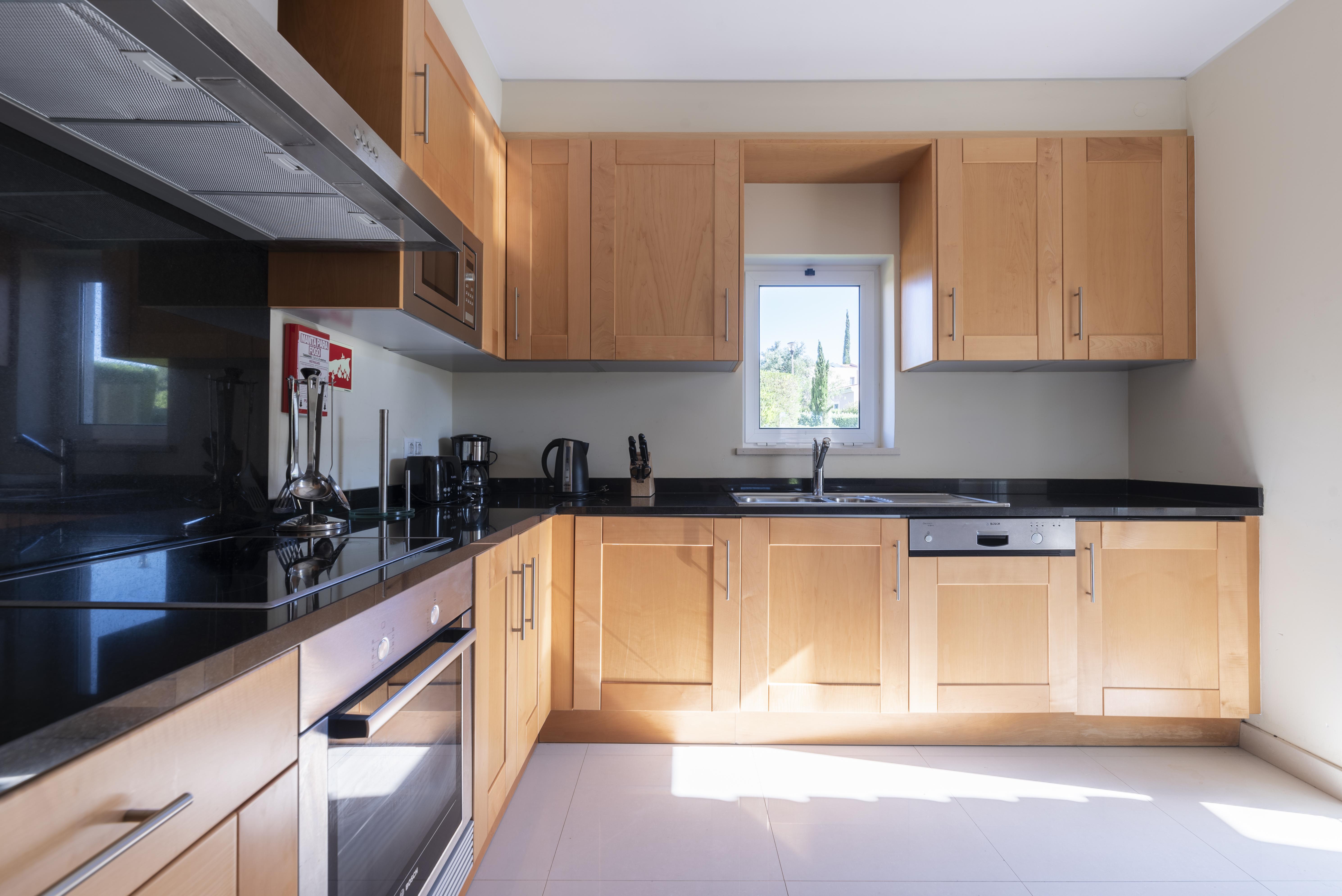 Vale Da Lapa Village Resort Carvoeiro  Buitenkant foto A modern kitchen